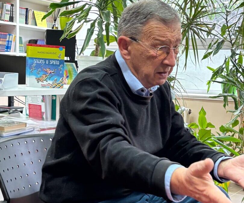 Susret s piscem Matkom Marušićem u školskoj knjižnici